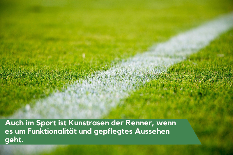 Fußballfeld mit Kunstrasen