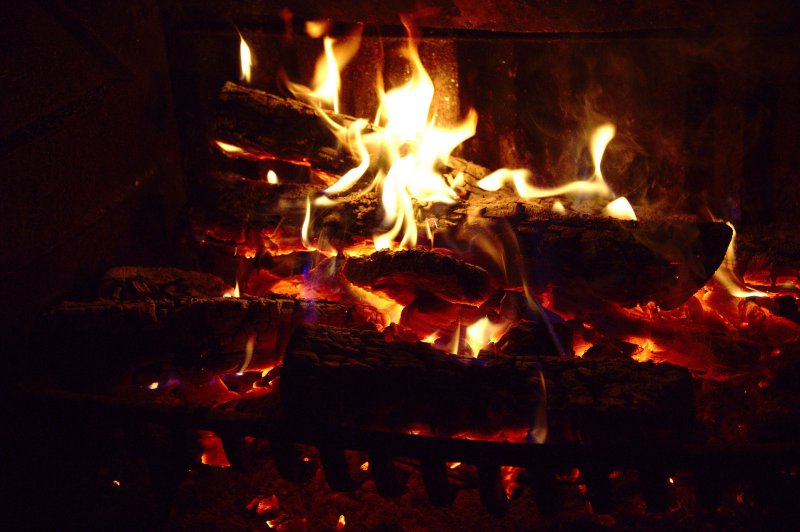 Feuer an einem Sommerabend