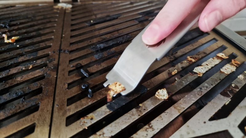 Das Multitool ist auch ein guter Helfer bei der Reinigung. Das Multitool ist auch ein guter Helfer bei der Reinigung.